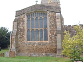 Leighton Buzzard - All Saints. East end. Leighton Buzzard - All Saints. East end.