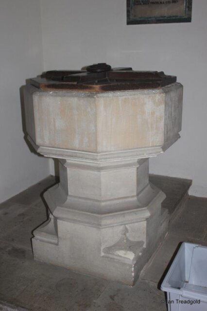Woburn Sands St Michael -Font