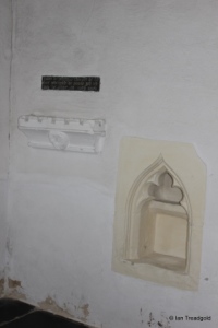 Lower Gravenhurst - St Mary. Chancel piscina.