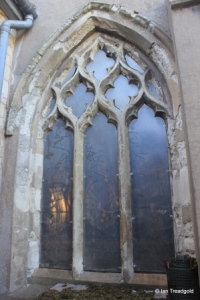 Harlington - St Mary. North aisle, east window.