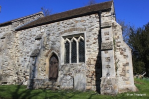 Hockliffe - St Nicholas. Chancel from the south.