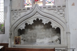 Houghton Regis - All Saints. Sewell tomb. Houghton Regis - All Saints. Sewell tomb.