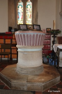 Flitwick - St Peter & St Paul. Font.