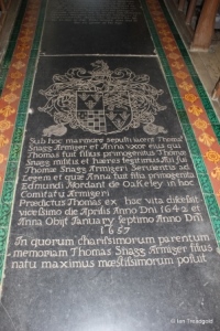 Marston Moretaine - St Mary. Chancel, Snagg family monument.