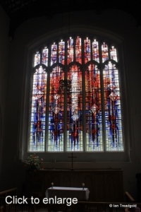 Luton - St Mary. South transept south window internal