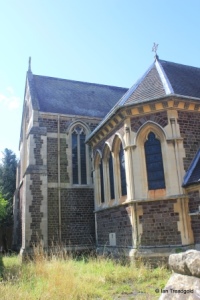 Linslade - St Barnabas. North aisle, east end. Linslade - St Barnabas. North aisle, east end.