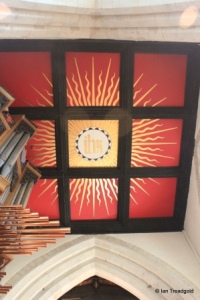 Leighton Buzzard - All Saints. Crossing. Leighton Buzzard - All Saints. Crossing.