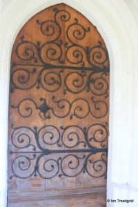 Leighton Buzzard - All Saints. West door. Leighton Buzzard - All Saints. West door.