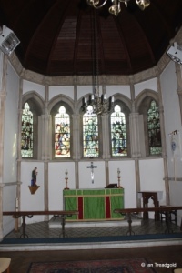 Linslade - St Barnabas. Lady Chapel east window internal. Linslade - St Barnabas. Lady Chapel east window internal.