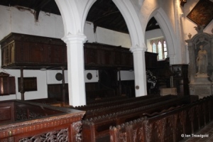 Old Warden - St Leonard. South gallery.