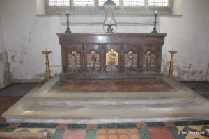 Potsgrove - St Mary. Altar.