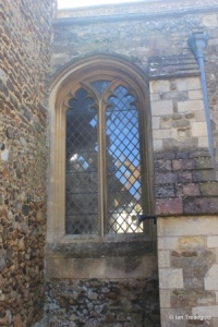 Potton - St Mary. North aisle, central window. Potton - St Mary. North aisle, central window.