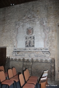 Sharnbrook - St Peter. North chapel monument. Sharnbrook - St Peter. North chapel monument.