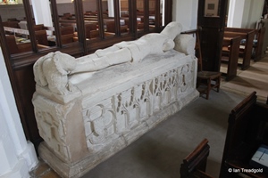 Apsley Guise, St Botolph. North aisle chapel monument. Apsley Guise, St Botolph. North aisle chapel monument.