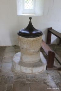 Battlesden - St Peter and All Saints. Font.