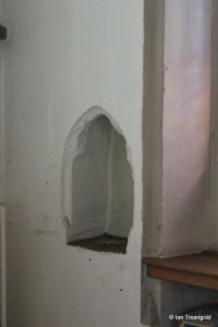 Biddenham, St James. Piscina. Biddenham, St James. Piscina.