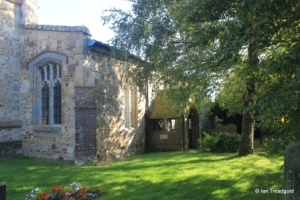 Streatley - St Margaret. South aisle from the south-west.