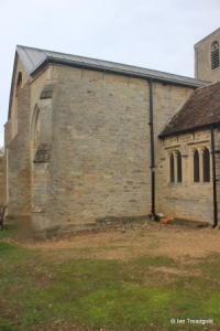 Thurleigh - St Peter. South aisle from the south-west.