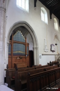 Blunham, St Edmund or St James. Chancel, organ.