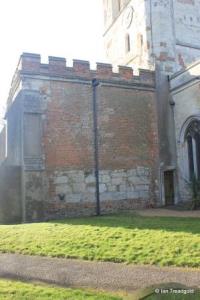 Toddington - St George. South transept/chancel.
