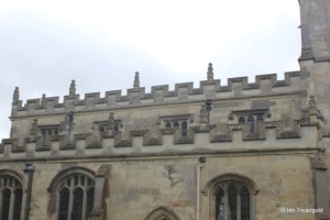 Totternhoe - St Giles. North aisle and clerestory.