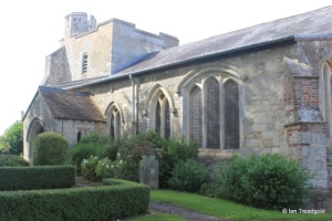Chalgrave - All Saints. South aisle.