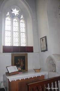 Westoning - St Mary. South aisle, altar.