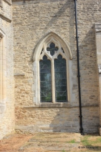 Yelden - St Mary. Chancel, south-west window.