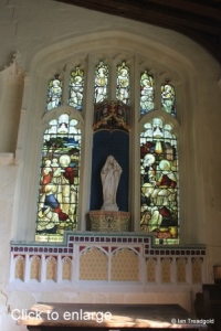 Eaton Bray - St Mary the Virgin. Lady chapel, east window, internal.