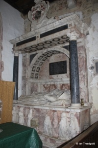 Eyeworth - All Saints. Chancel, tomb to Sir Edmund Anderson.