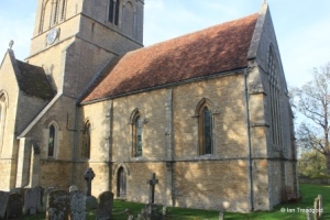 Felmersham - St Mary. Chancel from the south.