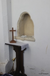 Felmersham - St Mary. South transept piscina.
