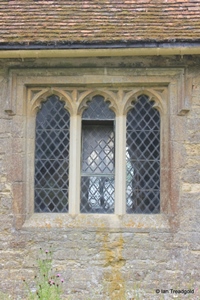 Knotting, St Margaret. Nave, north side, eastern window.
