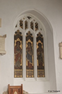 Luton - St Mary. Chancel mosaic.