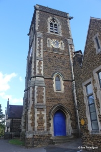 Linslade - St Barnabas. Tower.