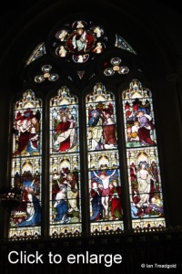 Linslade - St Barnabas. East window, internal.