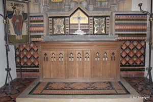Little Barford - St Denys. Altar.