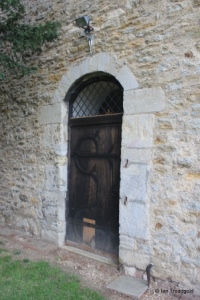 Clapham - St Thomas of Canterbury. West door.