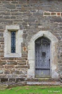 Eversholt - St John the Baptist. Chapel, priest's door.